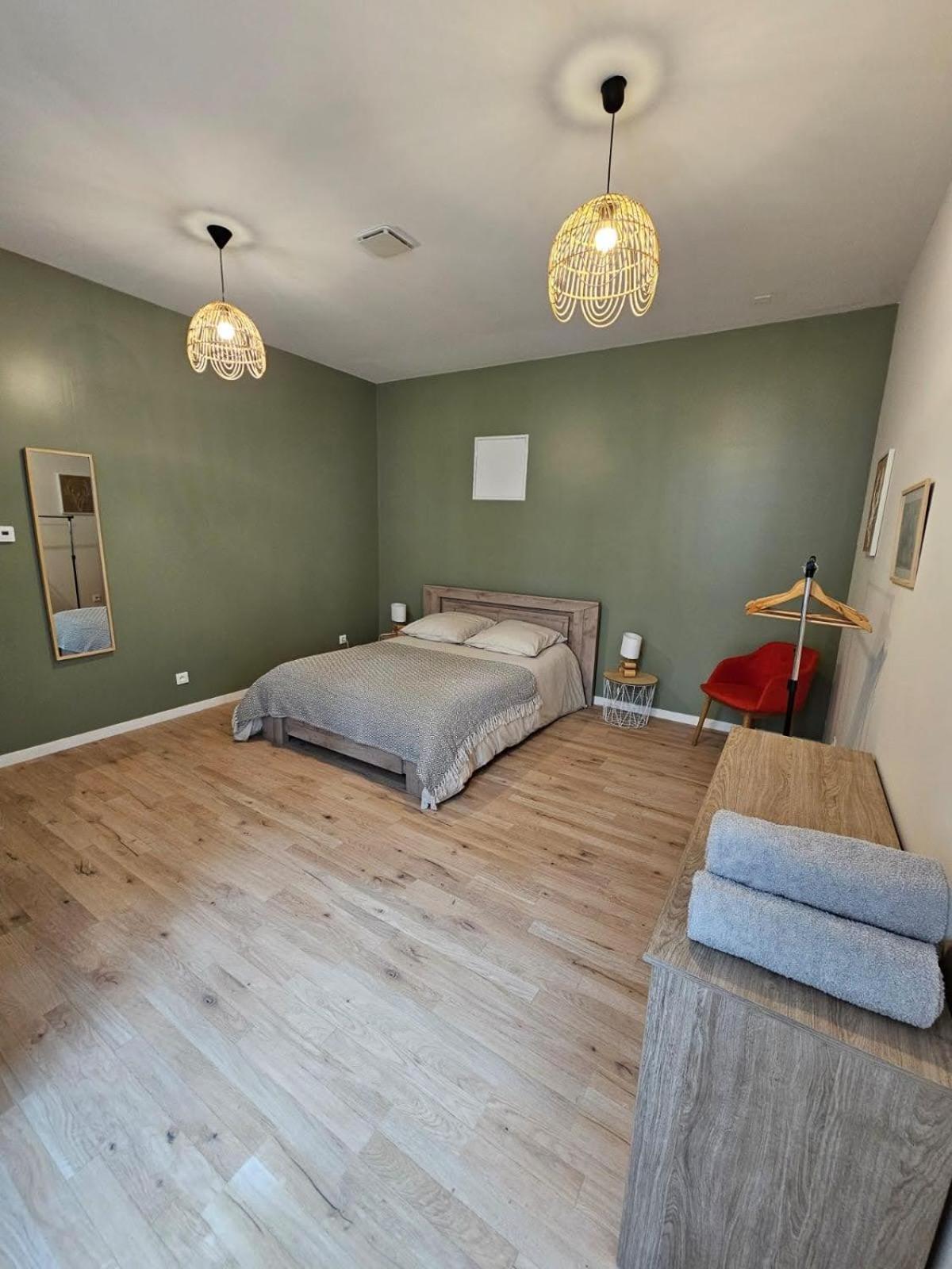 Les Appartements De Lucie อูซ์-บอนส์ ภายนอก รูปภาพ